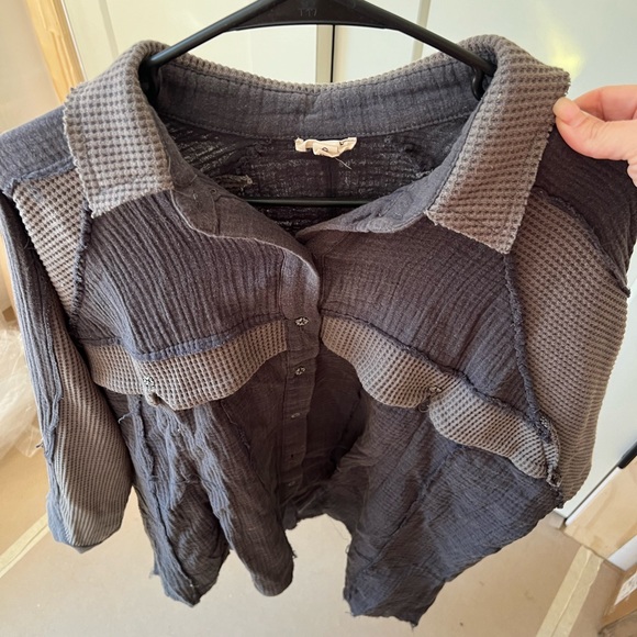 Pol small oversized fit shacket. - Picture 2 of 8